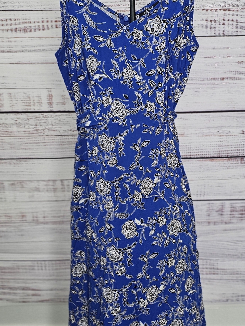 MSK Blue Floral Sleeveless Dress